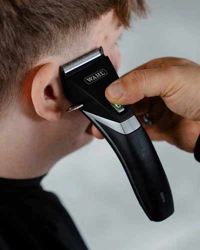 PRODAJA ALATA PRIBORA OPREME I KOZMETIKE